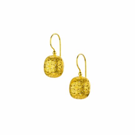 Cushion Earrings in Gold plated silver 925